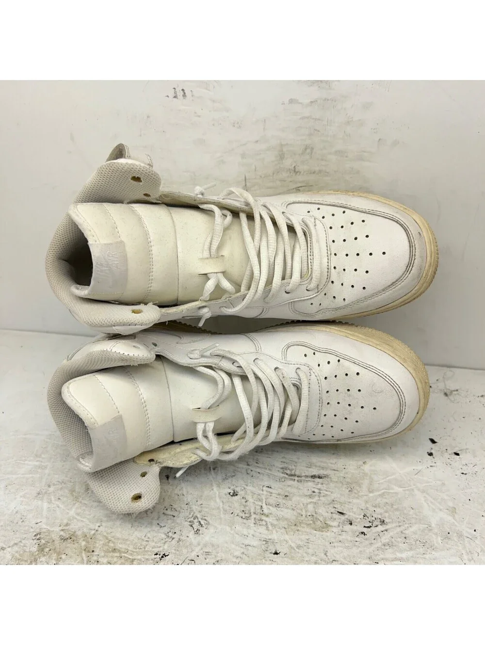 Nike Men's Air Force 1 Mid-Cut Athletic Shoes 315123-111 White Size 10M